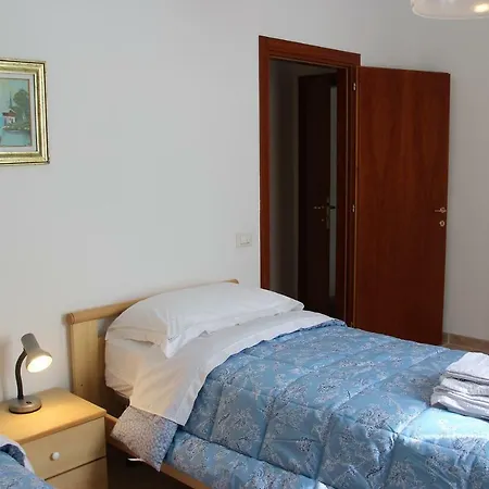 Via Di Roma 4 ラヴェンナ