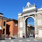 Apartman Via Di Roma 4 *